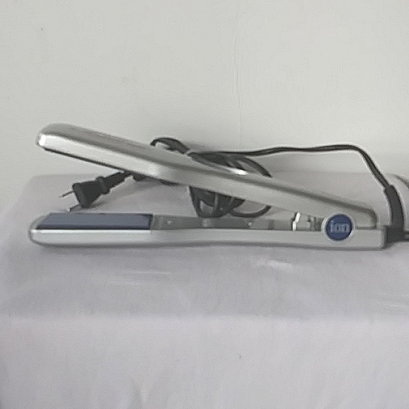Ion Hair Ion One Stroke Perpetual Heat Flat Straightening Iron